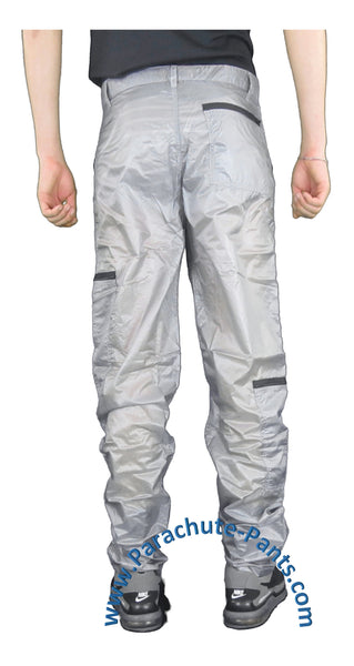 【DISCERNMENT】Air Nylon Fold Pants DISCERNMENT】Air Nylon Fold Pants